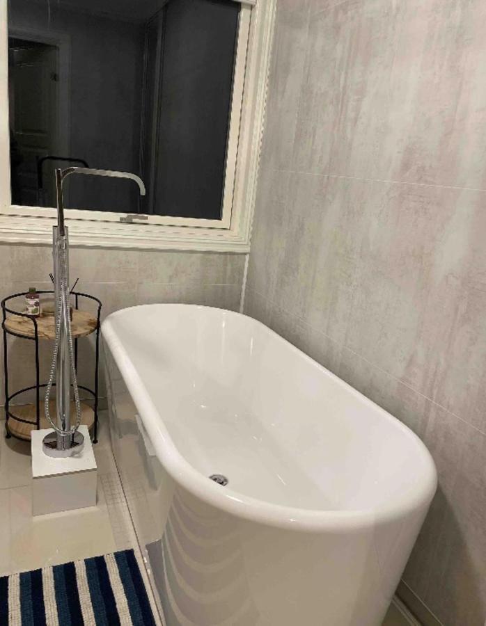 Beautiful 5-Bed Villa In マンダール エクステリア 写真